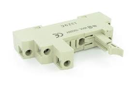 SOCKET P2RF-05-E